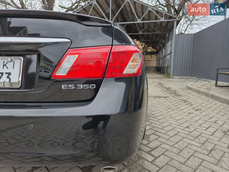 Седан Lexus ES 2007 в Бершади
