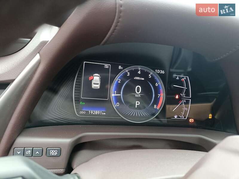 Седан Lexus ES 2018 в Києві