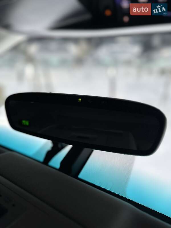 Седан Lexus ES 2015 в Белогородке