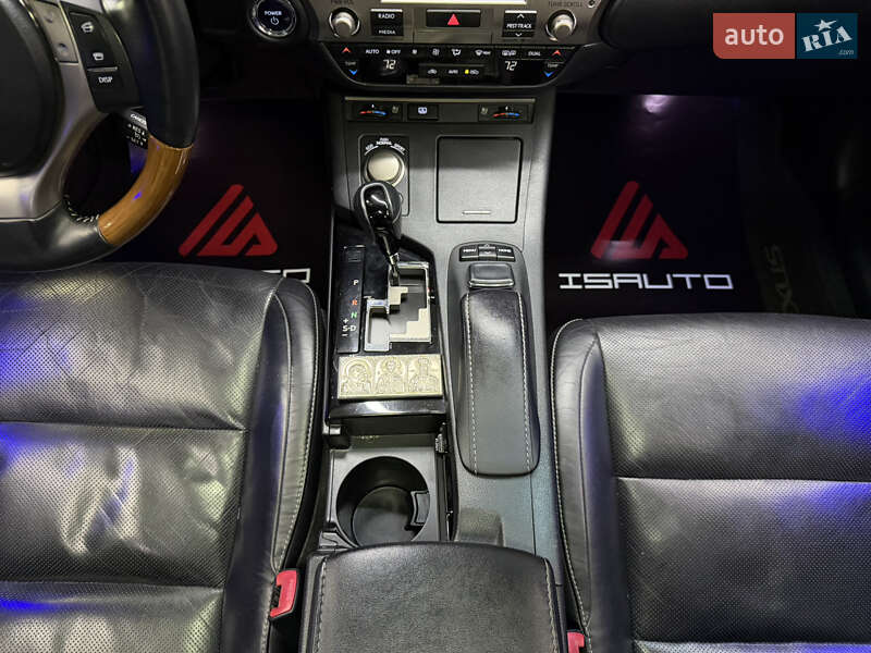 Седан Lexus ES 2015 в Одессе фото 28 Седан Lexus ES 2015 в Одессе