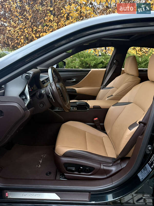 Седан Lexus ES 2020 в Одессе фото 30 Седан Lexus ES 2020 в Одессе