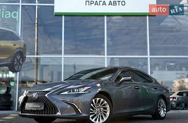 Седан Lexus ES 2020 в Києві