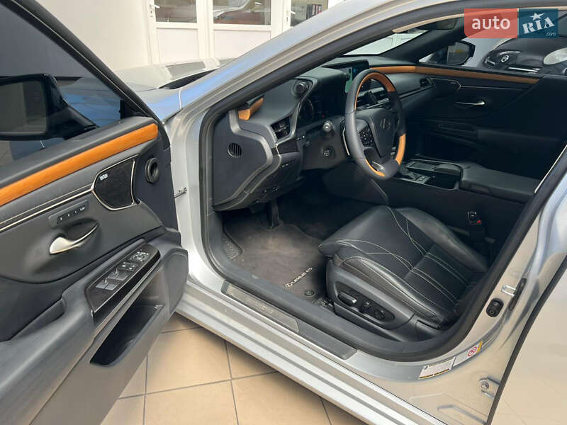 Седан Lexus ES 2019 в Миколаєві фото 15 Седан Lexus ES 2019 в Миколаєві