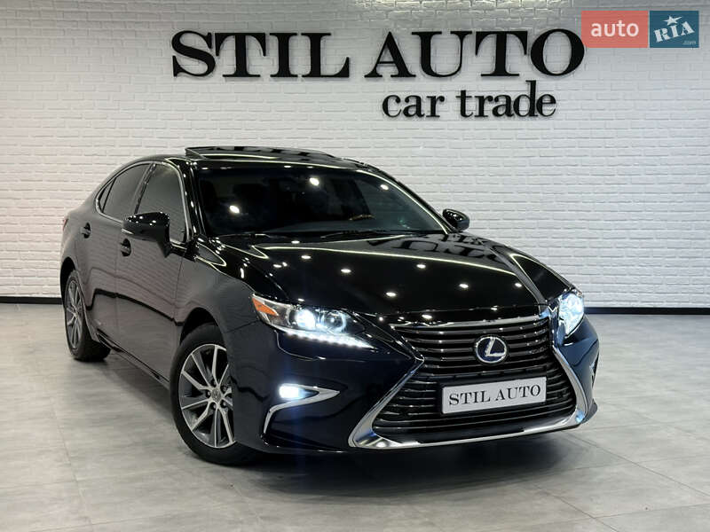 Седан Lexus ES 2016 в Одесі