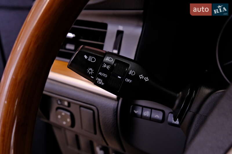 Седан Lexus ES 2014 в Одессе