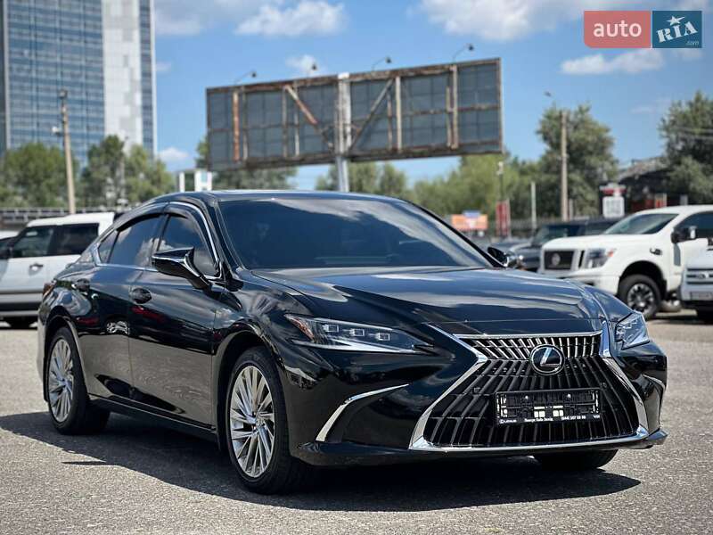 Седан Lexus ES 2024 в Киеве фото 2 Седан Lexus ES 2024 в Киеве