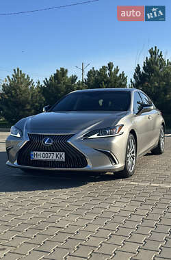 Седан Lexus ES 2020 в Одесі