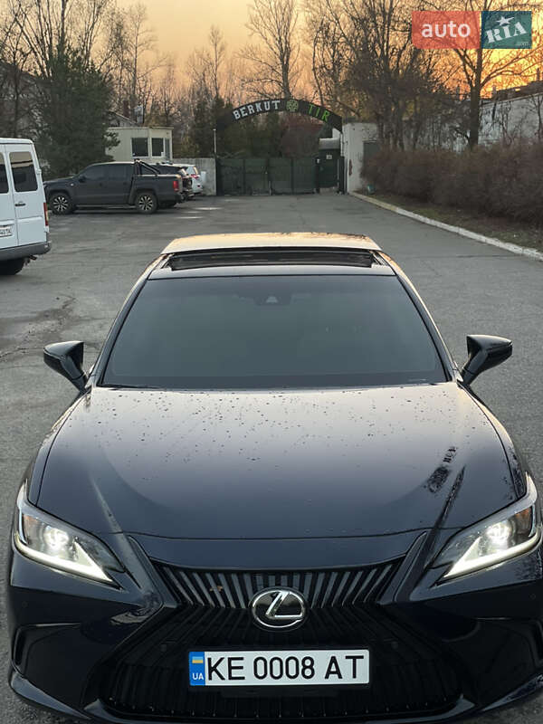 Седан Lexus ES 2021 в Днепре
