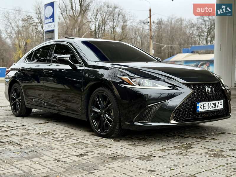 Седан Lexus ES 2023 в Днепре