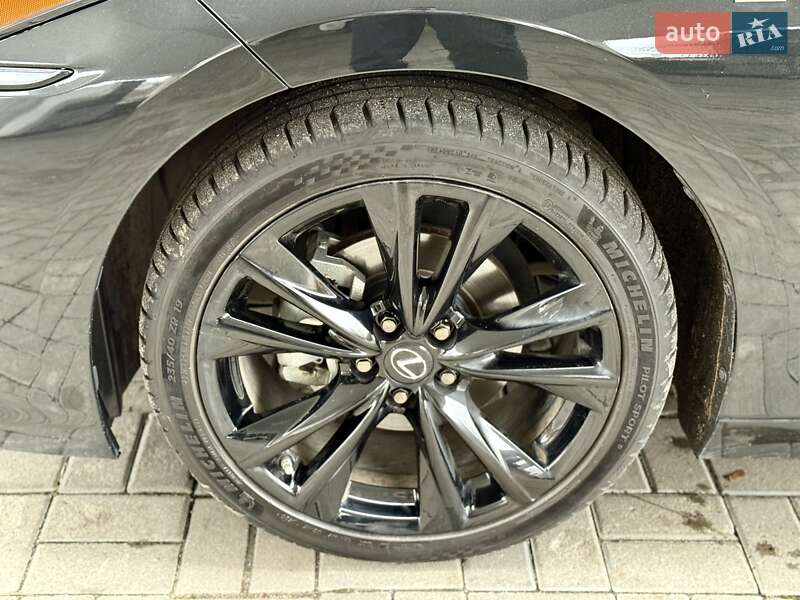 Седан Lexus ES 2023 в Днепре
