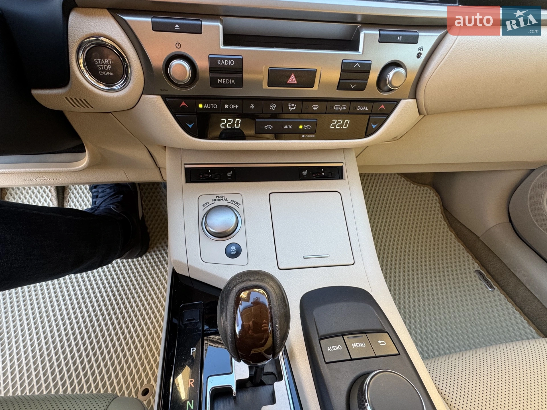 2015 Lexus ES - мініатюра 23