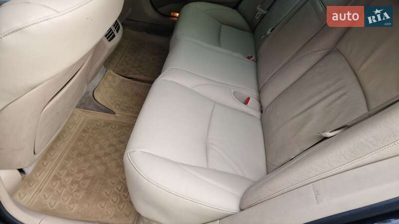 Седан Lexus ES 2008 в Киеве