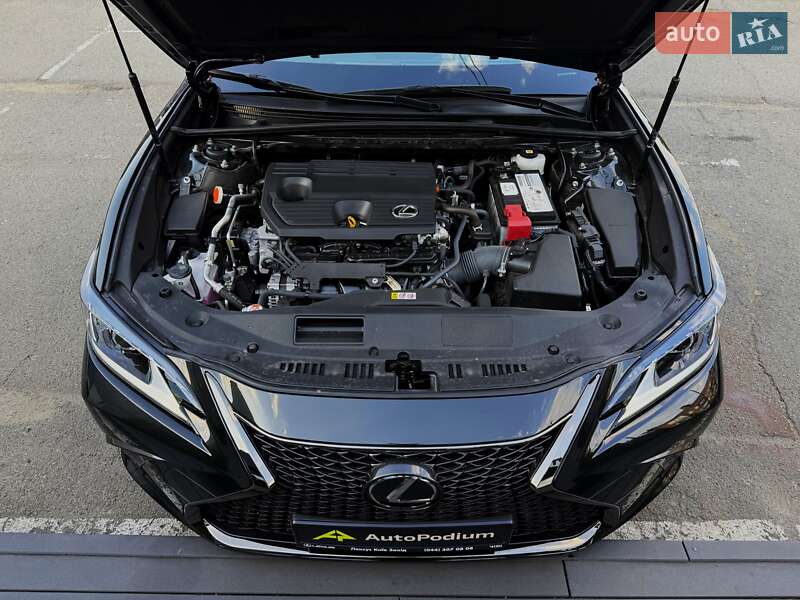 Седан Lexus ES 2023 в Києві