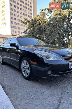 Седан Lexus ES 2004 в Черноморске