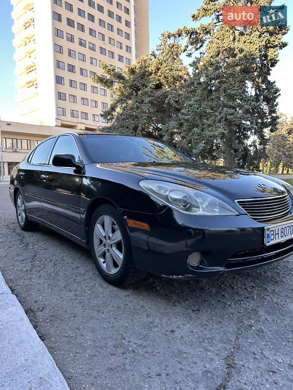 Седан Lexus ES 2004 в Чорноморську