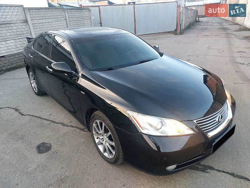 Седан Lexus ES 2008 в Виннице