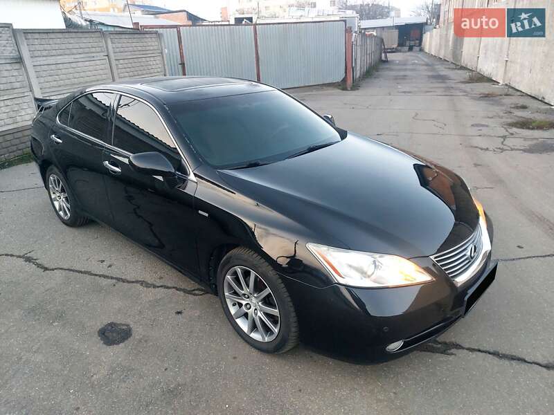 Седан Lexus ES 2008 в Виннице
