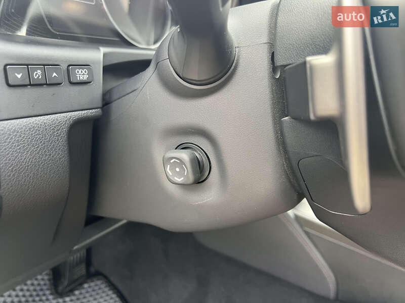 Седан Lexus ES 2024 в Ровно