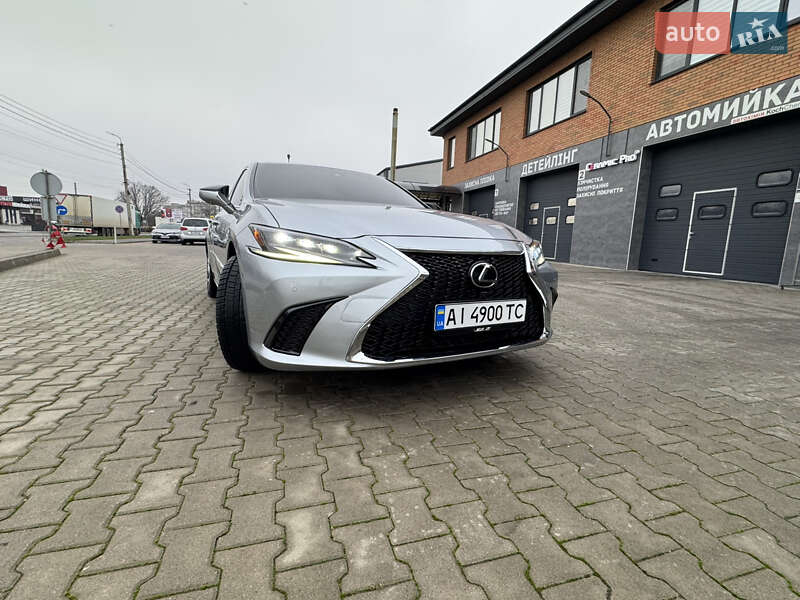 Седан Lexus ES 2023 в Белой Церкви