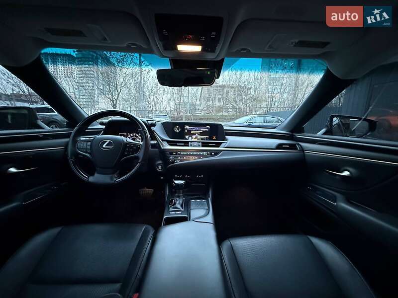 Седан Lexus ES 2020 в Днепре