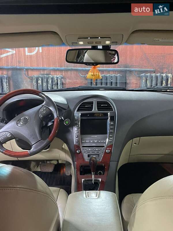 Седан Lexus ES 2008 в Бобровице