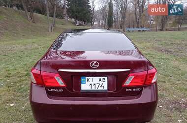 Седан Lexus ES 2008 в Бобровице