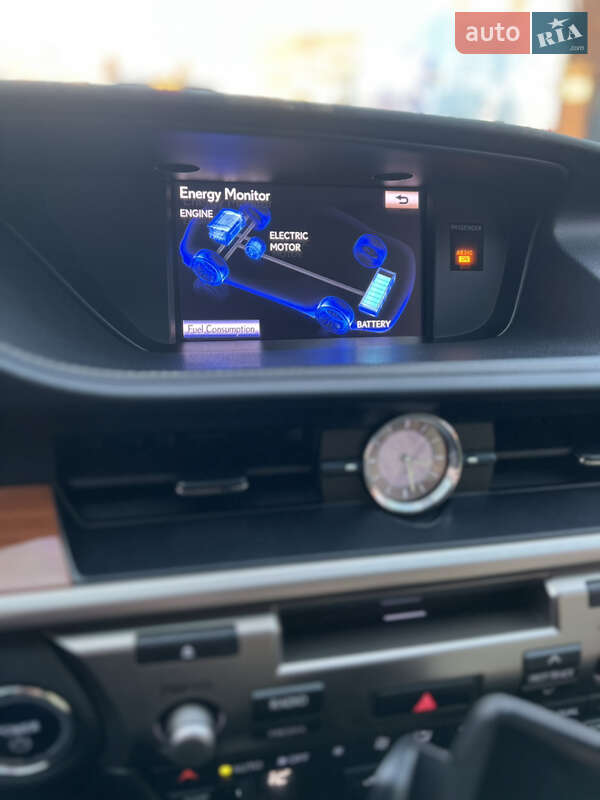 Седан Lexus ES 2013 в Софиевской Борщаговке