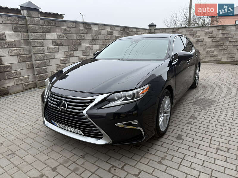 Lexus ES 2016