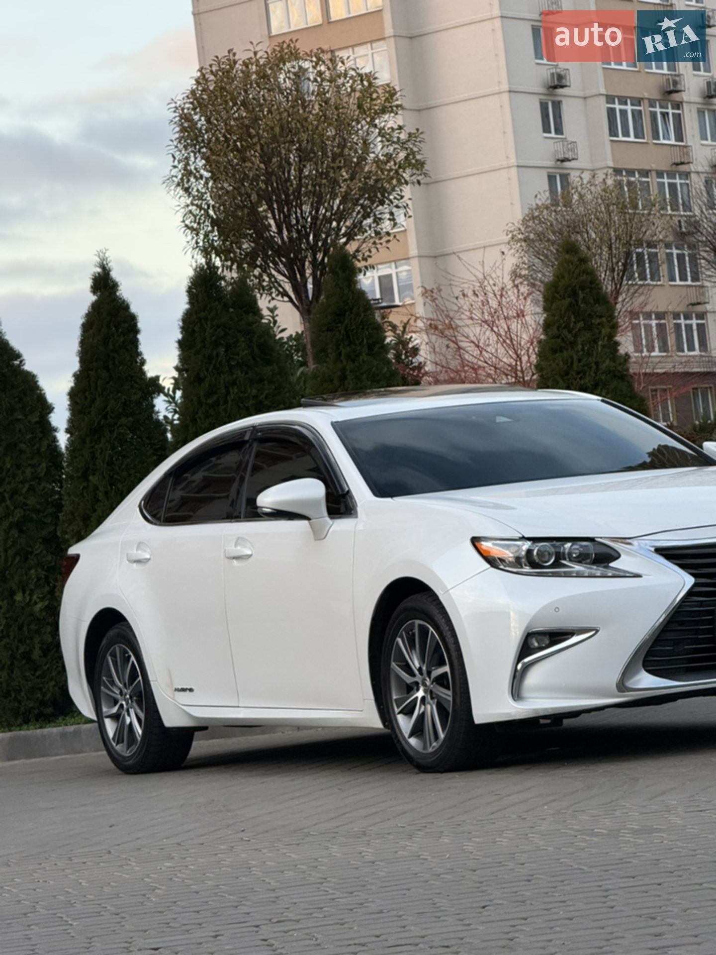 2016 Lexus ES - мініатюра 12