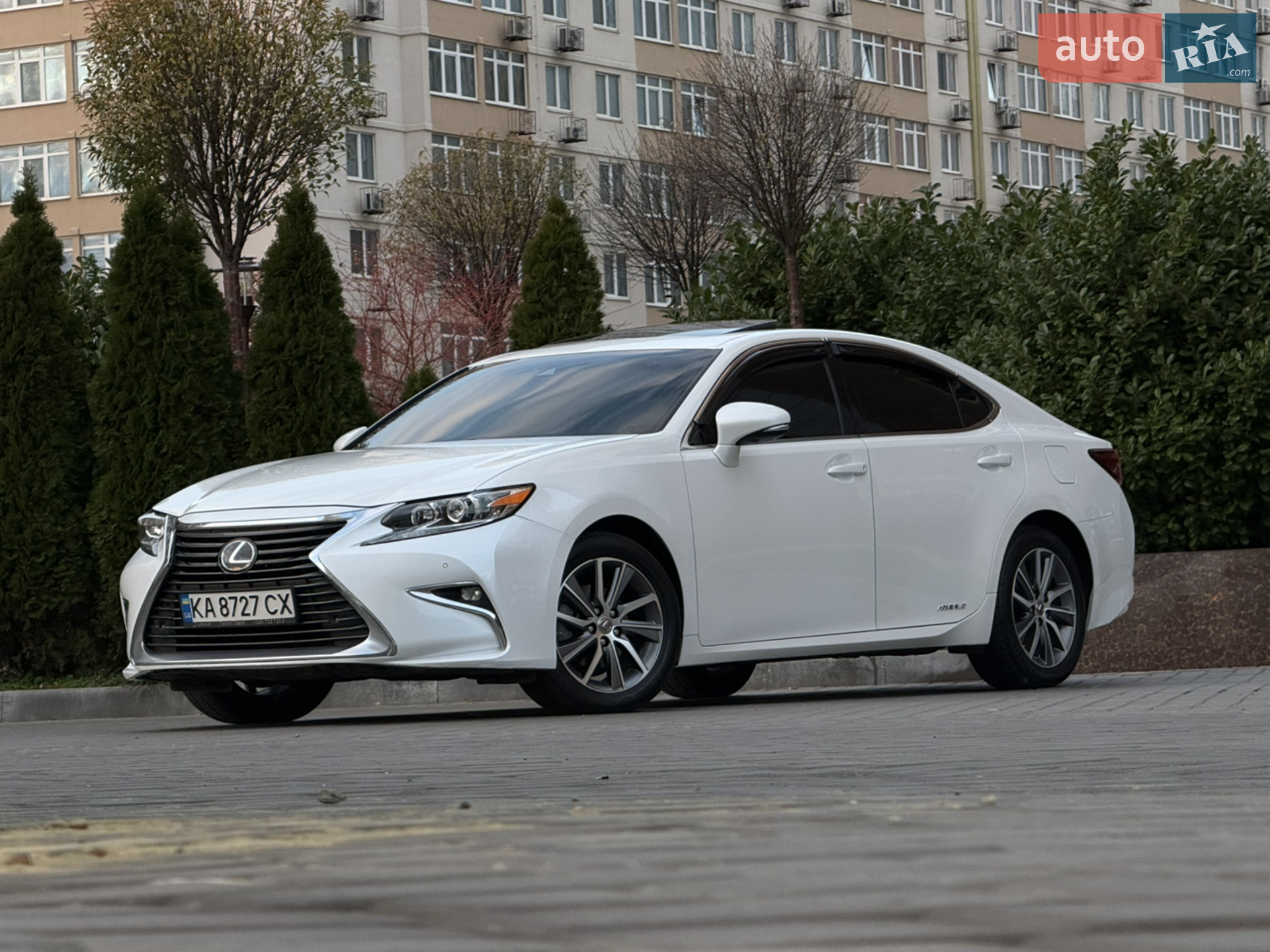 2016 Lexus ES - мініатюра 16