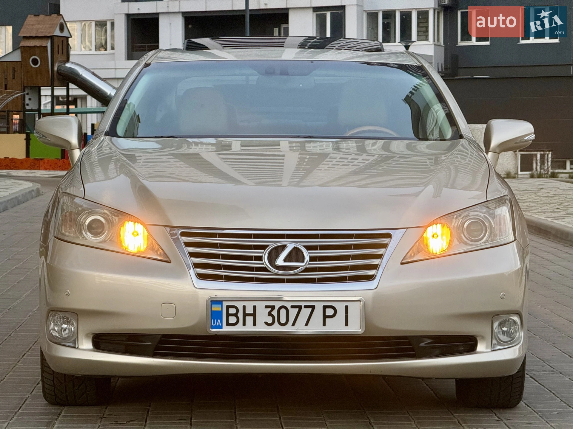 2010 Lexus ES - мініатюра 4