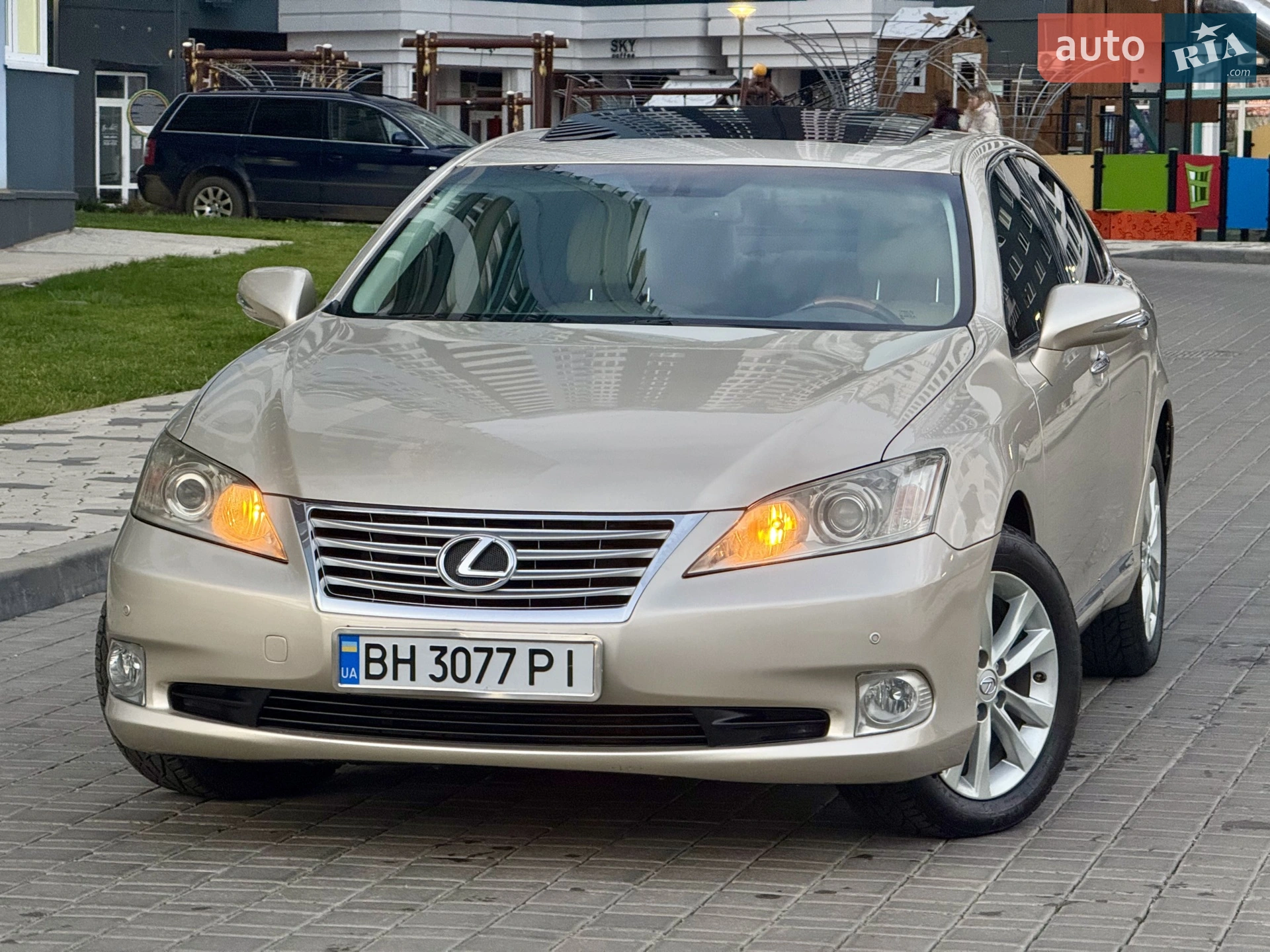 2010 Lexus ES - мініатюра 17