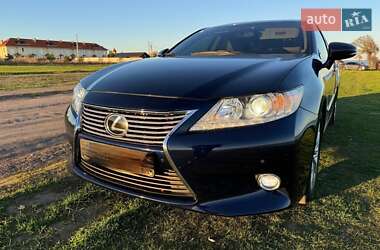 Седан Lexus ES 2015 в Одессе