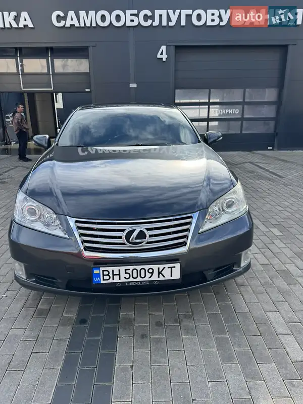 Lexus ES 2011