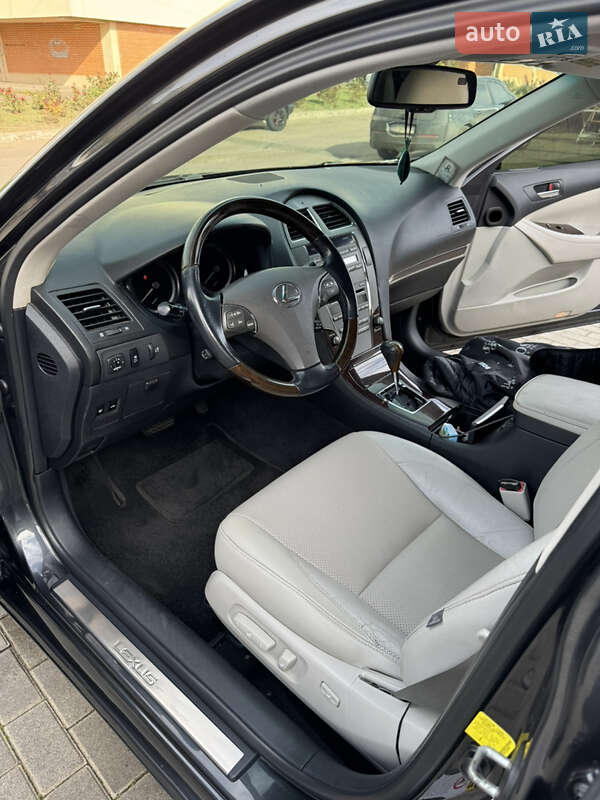 Седан Lexus ES 2011 в Одессе