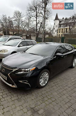 Седан Lexus ES 2018 в Одессе