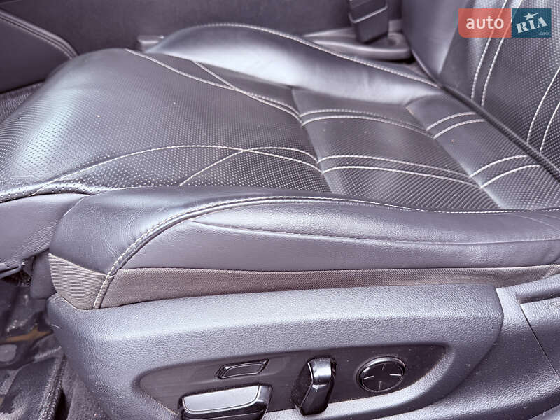 Седан Lexus ES 2018 в Кропивницком