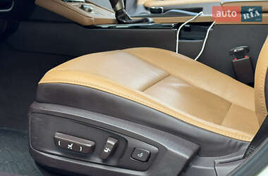 Седан Lexus ES 2016 в Сумах