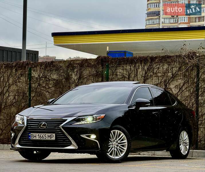 Седан Lexus ES 2018 в Одесі
