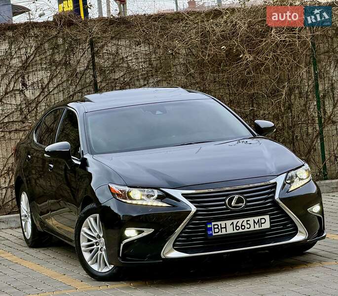 Седан Lexus ES 2018 в Одесі