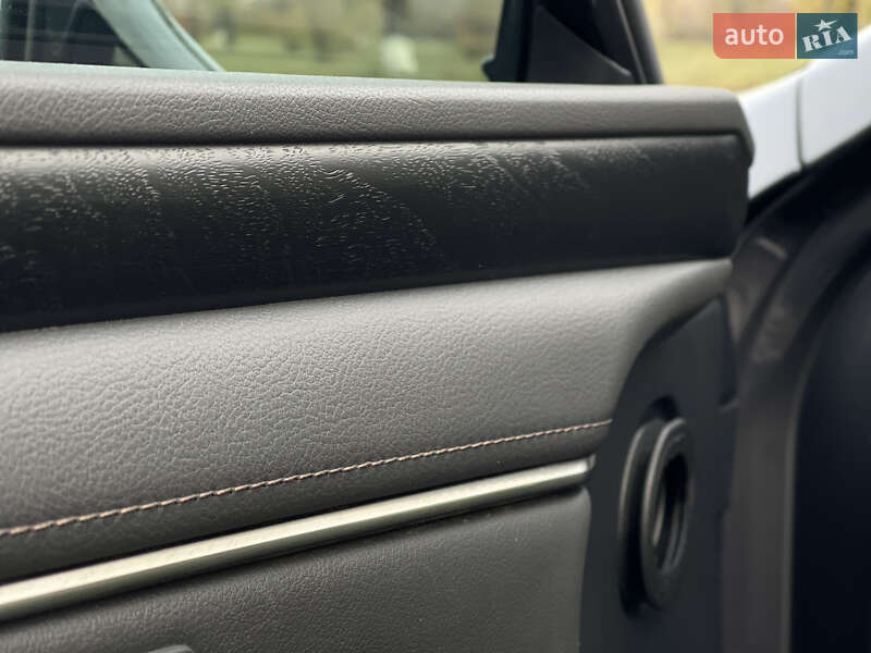 Седан Lexus ES 2022 в Каменском