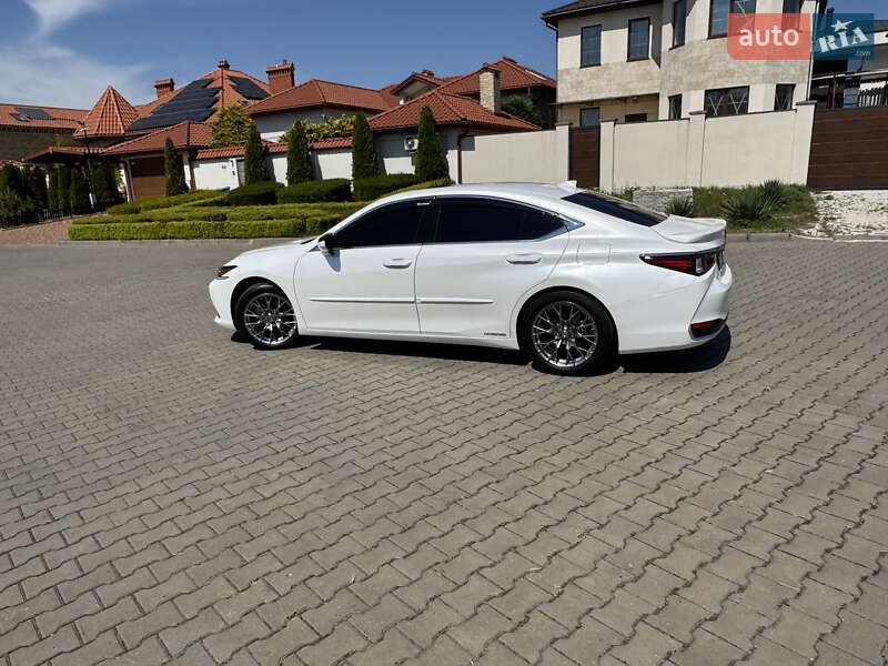 Седан Lexus ES 2020 в Одессе