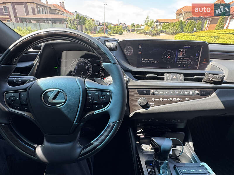 Седан Lexus ES 2020 в Одессе