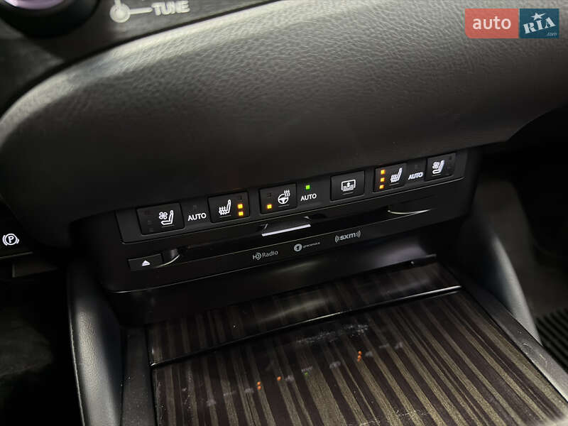 Седан Lexus ES 2018 в Киеве фото 25 Седан Lexus ES 2018 в Киеве