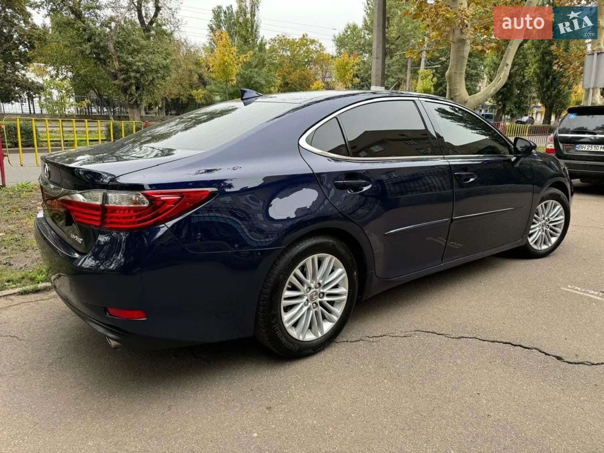 2015 Lexus ES - мініатюра 15