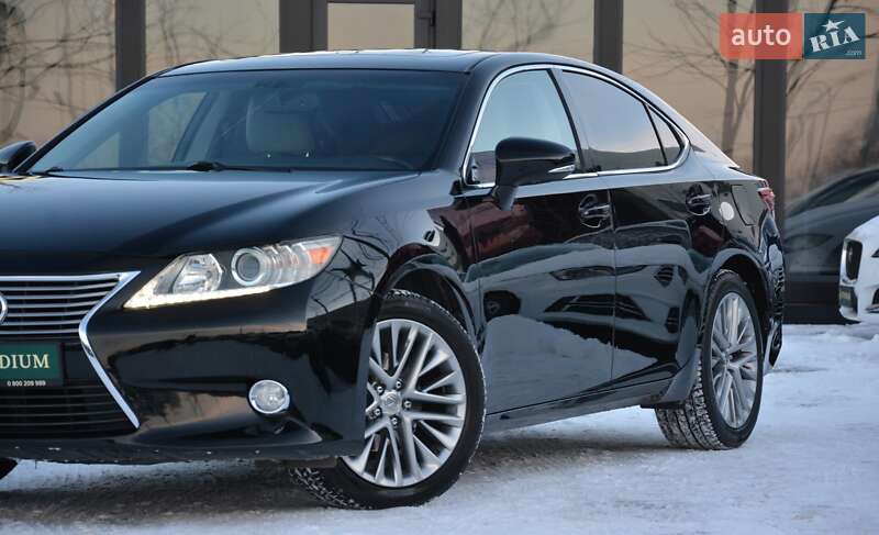 Седан Lexus ES 2013 в Киеве