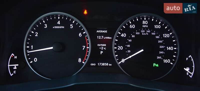 Седан Lexus ES 2013 в Киеве