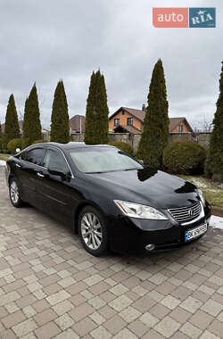 Седан Lexus ES 2008 в Сарнах