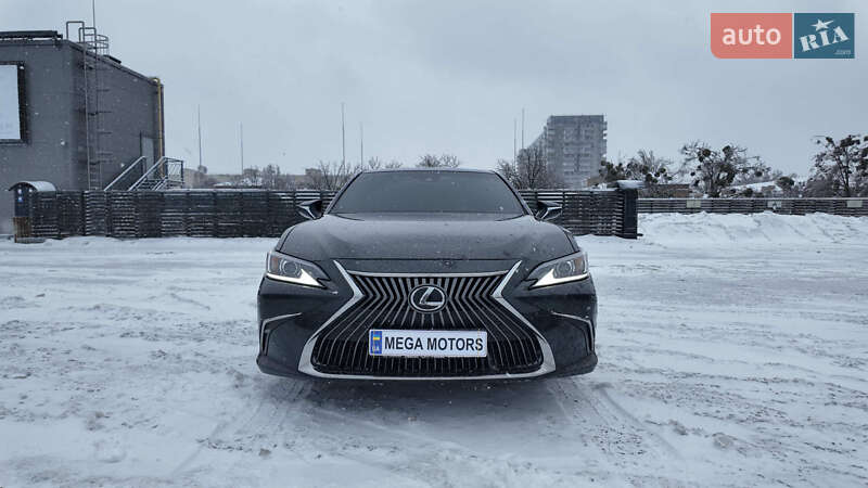 Седан Lexus ES 2021 в Киеве фото 2 Седан Lexus ES 2021 в Киеве