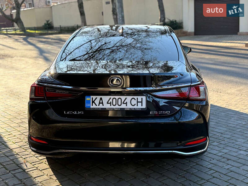 Седан Lexus ES 2023 в Одессе
